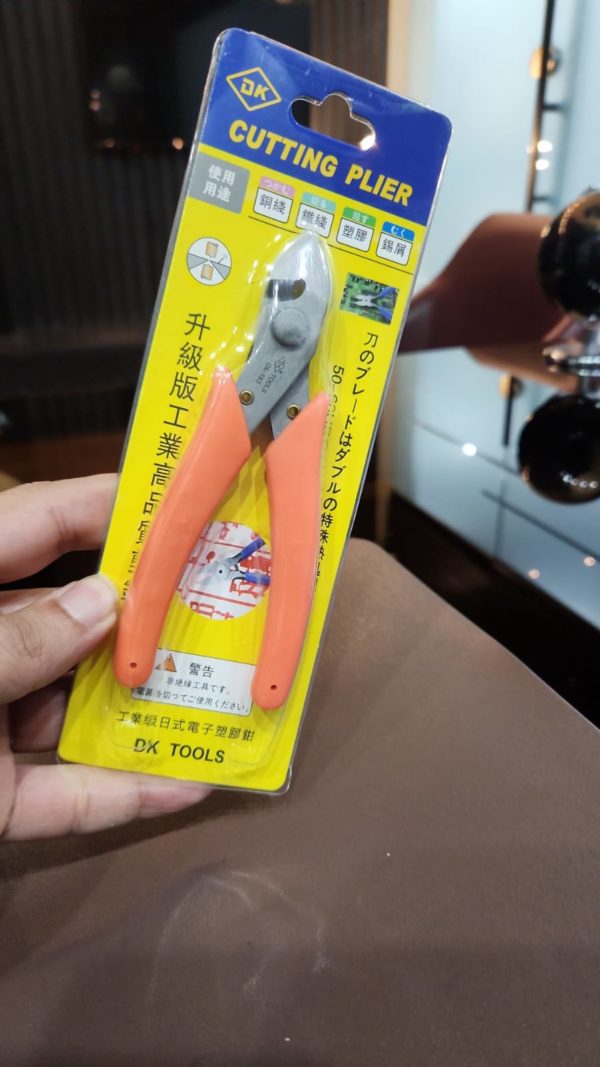 Wire Cutter