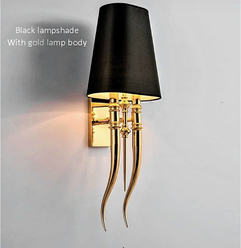 Claw Horn Lamp